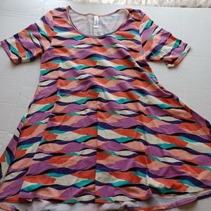 Lularoe perfect tee shirt